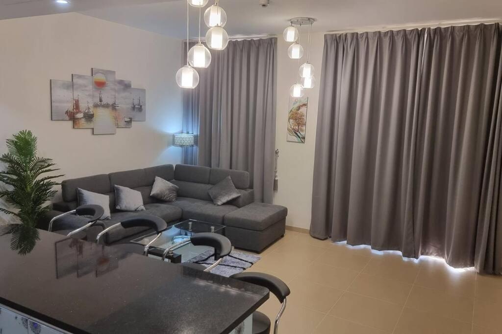 One Bedroom Apartment Muscat Bay Bagian luar foto